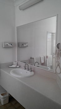 Branxton House Motel, Hunter Valley - Accommodation Nelson Bay 8