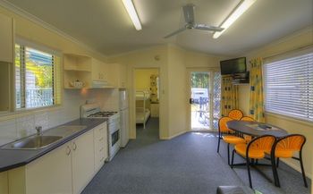 Alex Beach Cabins - Accommodation Nelson Bay 13