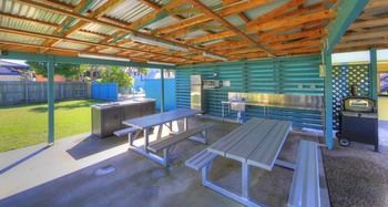 Alex Beach Cabins - Accommodation Nelson Bay 18