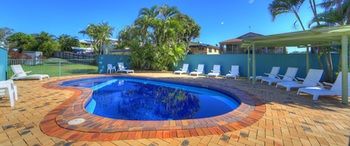 Alex Beach Cabins - Accommodation Nelson Bay 22
