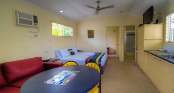Alex Beach Cabins - Accommodation Nelson Bay 25