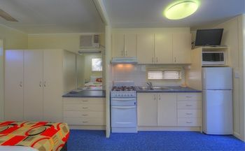 Alex Beach Cabins - Accommodation Nelson Bay 27