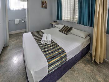 Alex Beach Cabins - Accommodation Nelson Bay 30