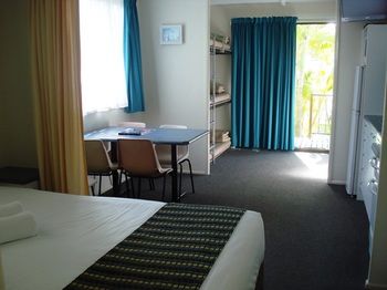 Alex Beach Cabins - Accommodation Nelson Bay 33
