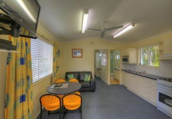 Alex Beach Cabins - Accommodation Nelson Bay 37