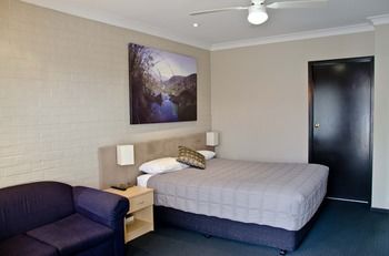 Baybrook Motor Inn & Apartments - Accommodation Nelson Bay 4