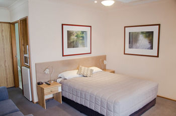 Baybrook Motor Inn & Apartments - Accommodation Nelson Bay 12