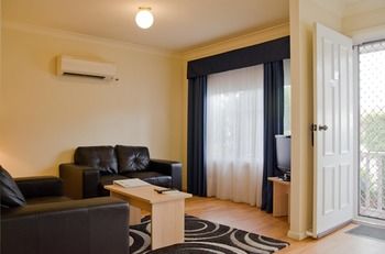 Baybrook Motor Inn & Apartments - Accommodation Nelson Bay 24