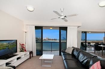 Windward Passage Holiday Apartments - Accommodation Nelson Bay 5