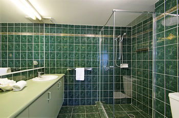 Windward Passage Holiday Apartments - Accommodation Nelson Bay 56