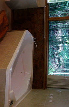 Treetops Accommodation Montville - Accommodation Nelson Bay 35