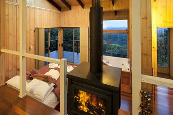 Treetops Accommodation Montville - Accommodation Nelson Bay 77
