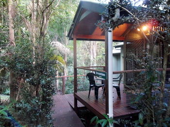 Treetops Accommodation Montville - Accommodation Nelson Bay 88