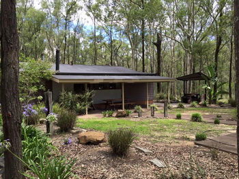 Belford Cottages - Accommodation Nelson Bay 3