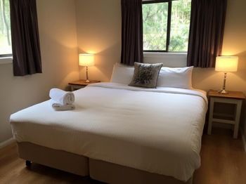 Belford Cottages - Accommodation Nelson Bay 4