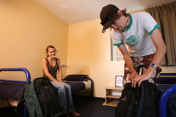 Sydney, Glebe Point YHA - Hostel - Accommodation Nelson Bay 3