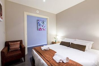 Anchor On Little Collins - Southern - Accommodation Nelson Bay 25