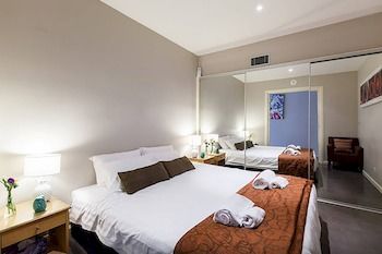Anchor On Little Collins - Southern - Accommodation Nelson Bay 26
