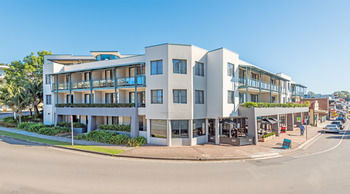 The Brighton Apartments - Accommodation Nelson Bay 3