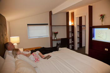 Grand Hotel Wyong - Accommodation Nelson Bay 8