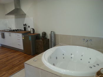 Alaya Escape - Accommodation Nelson Bay 6