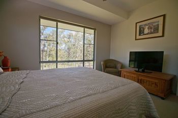 Moonee Beach Executive Retreat - Accommodation Nelson Bay 12