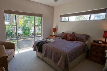 Moonee Beach Executive Retreat - Accommodation Nelson Bay 13