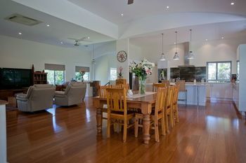Moonee Beach Executive Retreat - Accommodation Nelson Bay 23