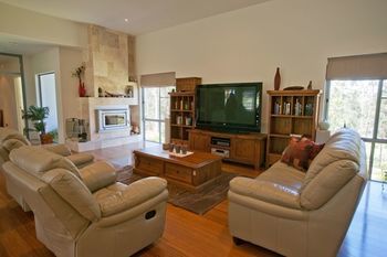 Moonee Beach Executive Retreat - Accommodation Nelson Bay 25