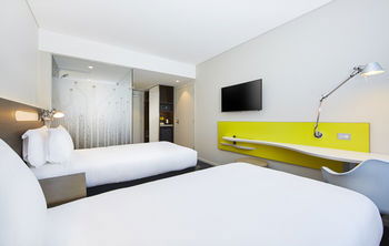 Holiday Inn Express Sydney Macquarie Park - Accommodation Nelson Bay 5