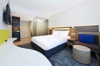Holiday Inn Express Sydney Macquarie Park - Accommodation Nelson Bay 7