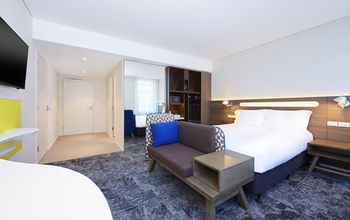 Holiday Inn Express Sydney Macquarie Park - Accommodation Nelson Bay 10
