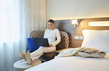 Holiday Inn Express Sydney Macquarie Park - Accommodation Nelson Bay 22