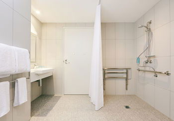 Holiday Inn Express Sydney Macquarie Park - Accommodation Nelson Bay 30