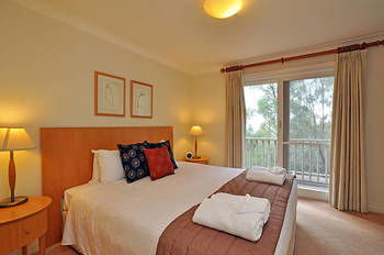 Villa Christian At Cypress Lakes Resort - Accommodation Nelson Bay 10