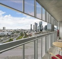 StayCentral - NGV Arts Centre Retreat - Accommodation Nelson Bay