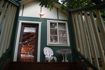 Lotus Lodges - Accommodation Nelson Bay 11