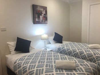 Ivy Units Glen Waverley - Accommodation Nelson Bay 3
