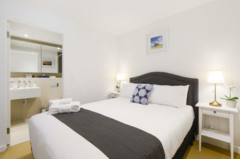 UrbanMinder At SQ - Nelsons Bay Accommodation 4