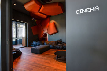 UrbanMinder At SQ - Nelsons Bay Accommodation 15