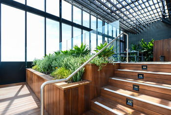 UrbanMinder At SQ - Nelsons Bay Accommodation 17