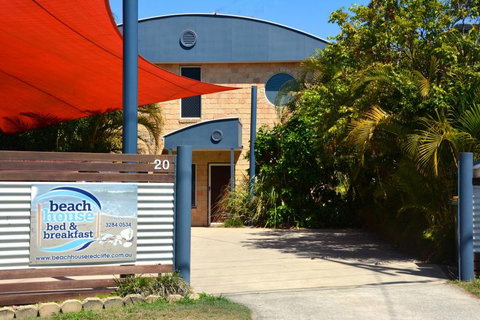 Beach House Redcliffe - Nelsons Bay Accommodation 1