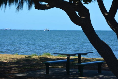 Beach House Redcliffe - Nelsons Bay Accommodation 4