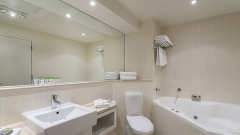 BEST WESTERN PLUS Launceston - Accommodation Nelson Bay 1
