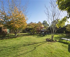 Racecourse Inn - The - Accommodation Nelson Bay 2