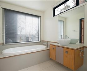 Tamar Ridge Apartments - Accommodation Nelson Bay 1