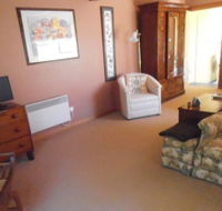 John and Eva Selles Studio Apartment - Accommodation Nelson Bay