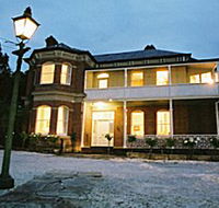 Amberley House - Accommodation Nelson Bay