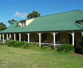 Cleburne - Accommodation Nelson Bay 3