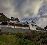 House on the Hill Bed and Breakfast - Accommodation Nelson Bay